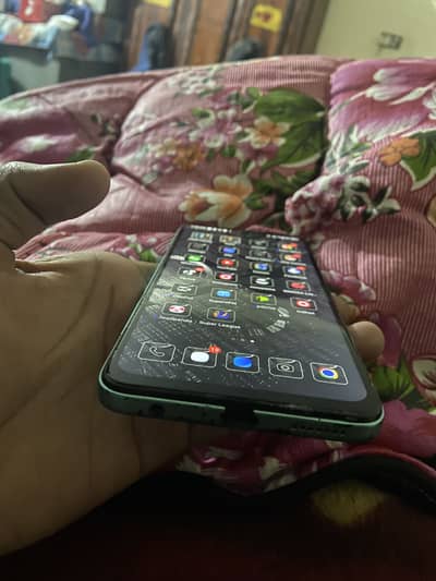 All Okay Panel Change Ha Lekin Achi Quality Ka Lga Hua Ha