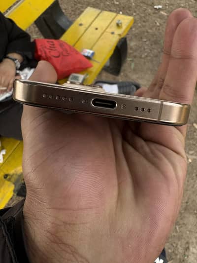 iPhone 16 Pro 256 Gb