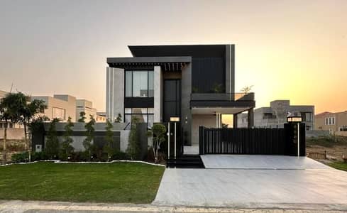 20 MARLA BRAND NEW MODERN DESIGN BEAUTIFUL BUNGALOW IS AVAILABLE FOR SALE IN DHA PHAS 7 S-BLOCK