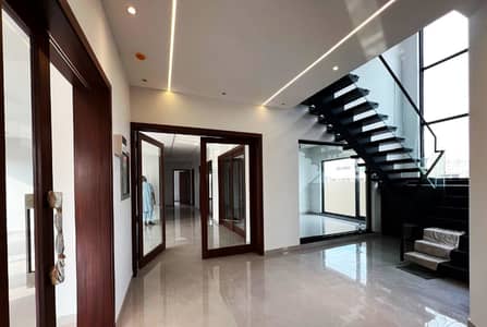 20 MARLA BEAUTIFUL BUNGALOW IS AVAILABLE FOR SALE IN DHA PHASE 7 Q-Block