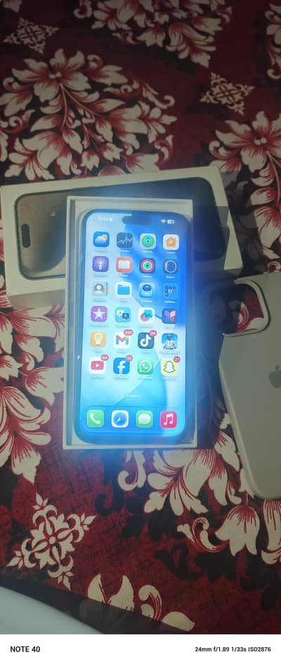 15 pro max  256GB   JV non pata  battery 85