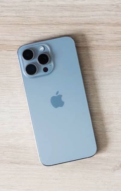 iPhones 17 PRO box pack pta approved