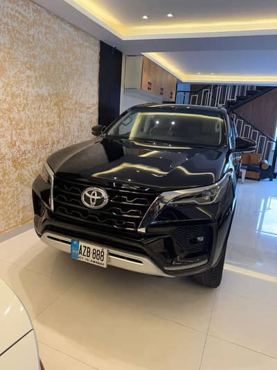 Toyota Fortuner 2.7 V 2022