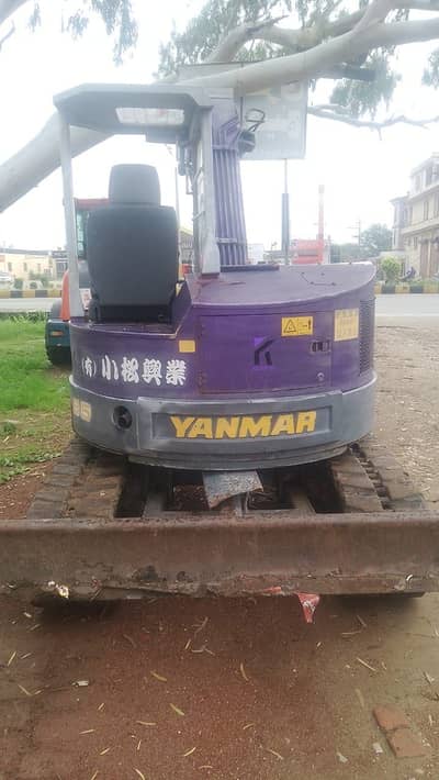 Excavator 2001 model