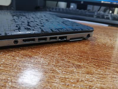 Laptop Corei5 5th Generation