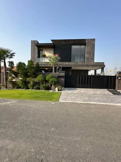 20 MARLA BRAND NEW MODERN DESIGN BEAUTIFUL BUNGALOW FULLY FURNISHED IS AVAILABLE FOR SALE IN DHA PHASE 7 W-Block