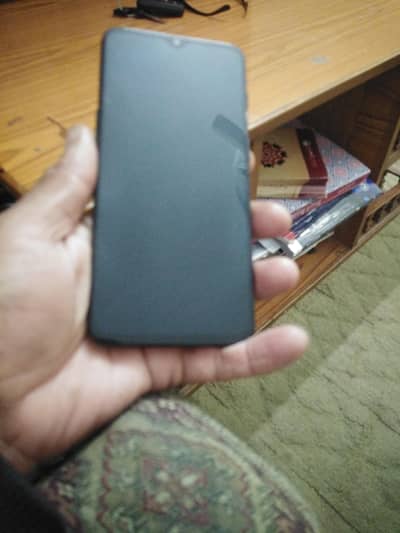 one plus 6t pannel neat and clean scratchless