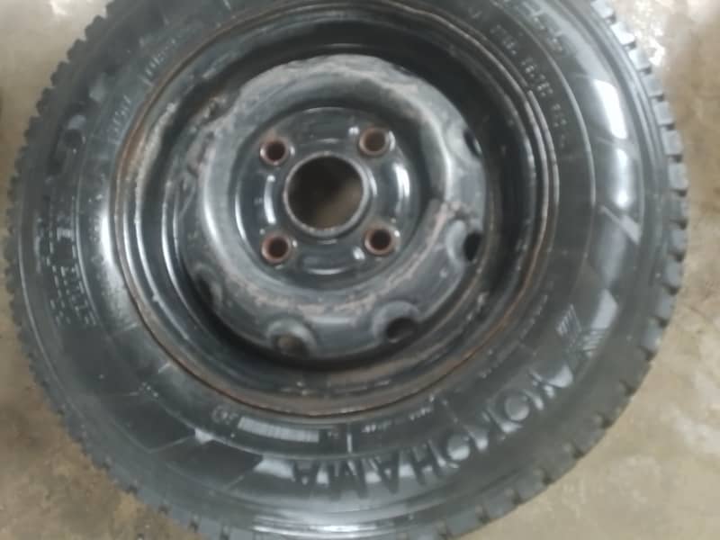 Second hand tyre 2