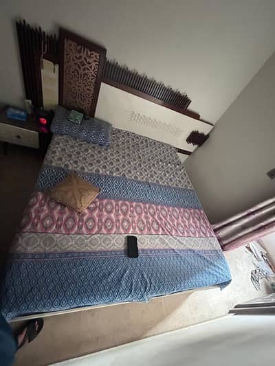 Turkish design wooden bed  in Good condition slightly need Polish