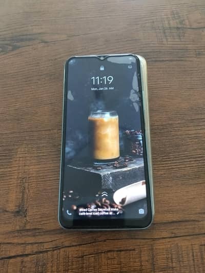 vivo v2029 4/128 with box pennal change good working