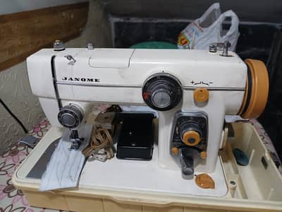 JANOME swing machine made in Japan