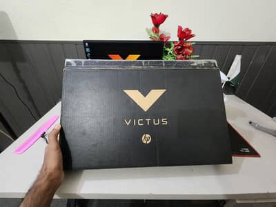 hp Victus 15 Gaming i5-12th Gen 144hz display