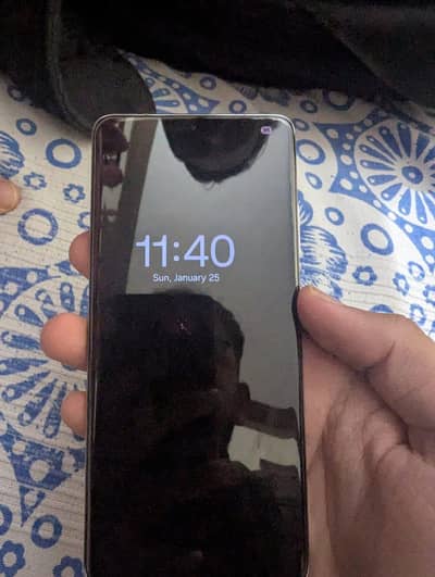 Samsung S21 Ultra with box