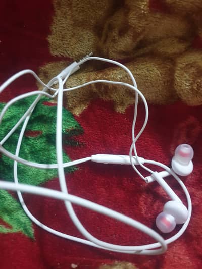 earphones use for android & apple high quality  sond best for music