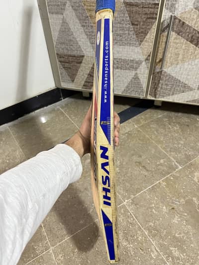 Ihsan Victory V2 English Willow Hardball Bat