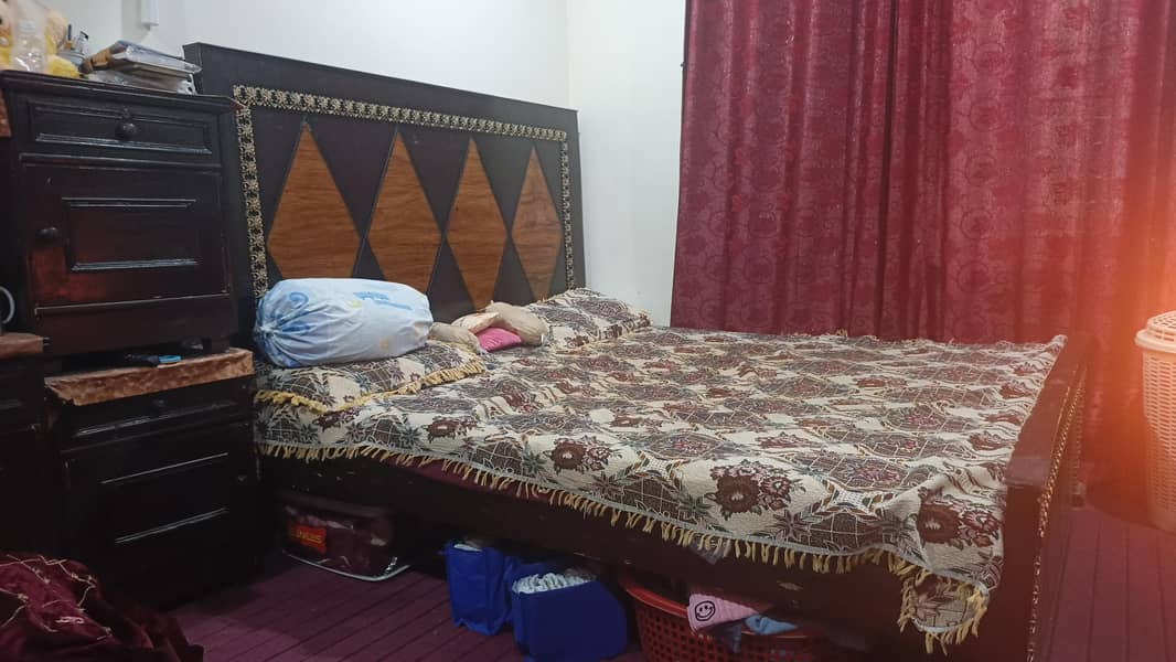 Bed with two side table 0