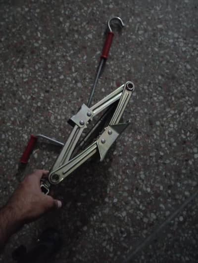 car jack