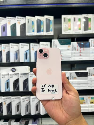 iPhone 15 Brand New 100% heath