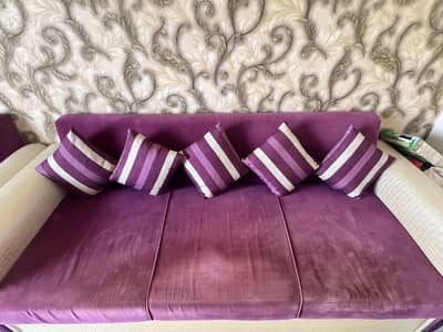 7 seater sofa with pillows for sale