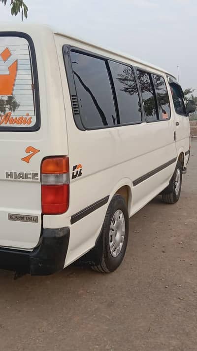 Toyota hiace 1991 02