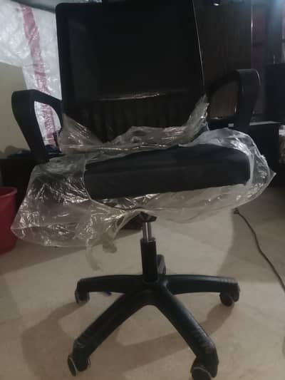 Computer chair/ Revolving Chair/ Gaming Chair/ Executive chair