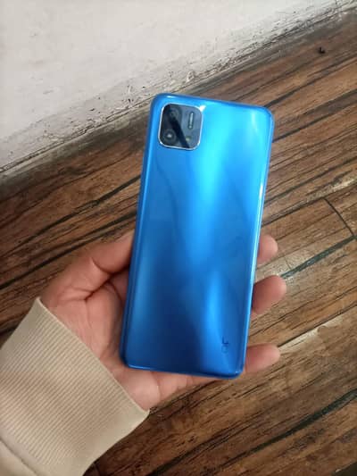 oppo 16k bilkul new anda pcs available 4/64 only mobile ha koi flat nh