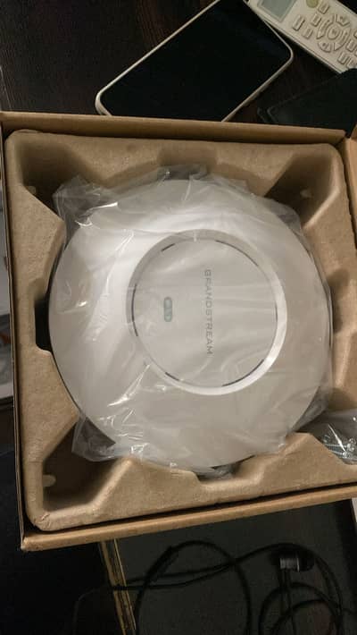 Grandstream GWN7660E