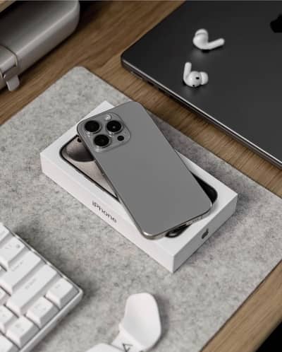 iPhone 15 Pro Max | 512 GB | 97% Battery Health