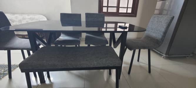 Dining table 4 seater with bench