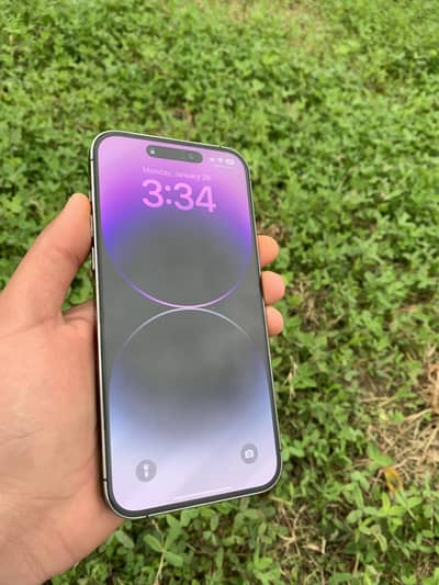 I am selling iPhone 14 Pro Max
