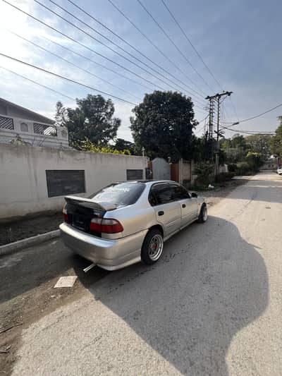 Honda civic 2000 model