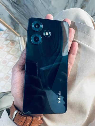 Infinity hot 30 21000