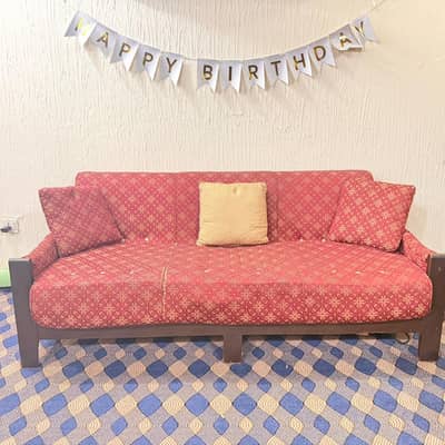 5 Seater Elegant old school sofas