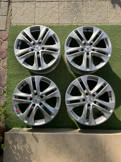 Mercedes Benz E-Class Genuine OEM 17” Alloy Rims – Like New
