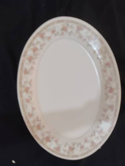 BRAND NEW DINNER SET [8 person serving dinner set ] 47 PCS