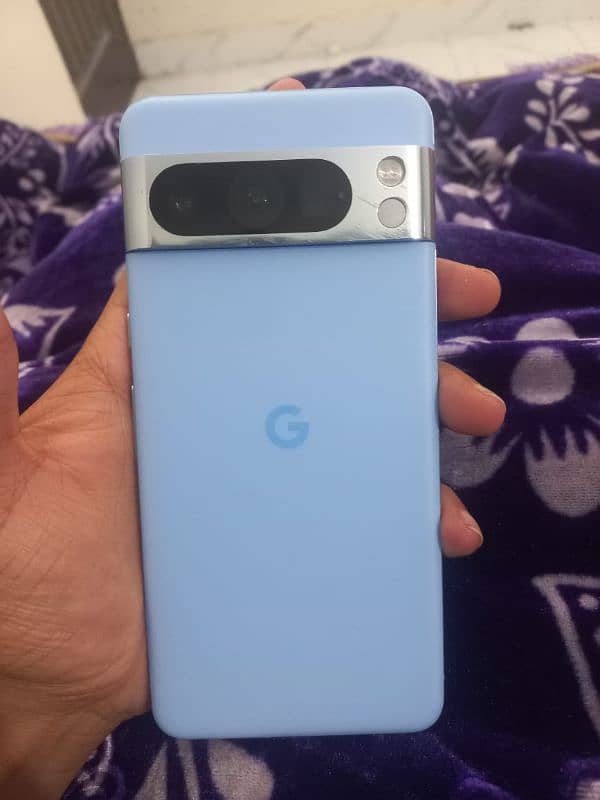 Google Pixel 8 pro 1