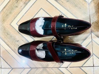 Stylo maroon pumps