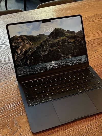 Apple MacBook Pro M2 Model