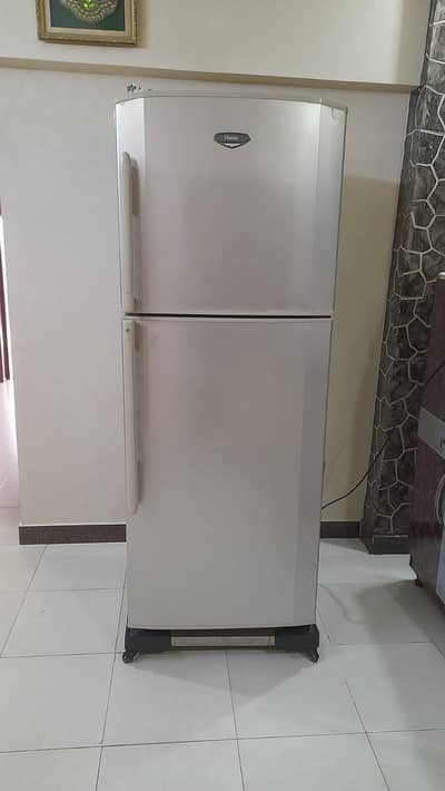 Haier fridge hrf 380