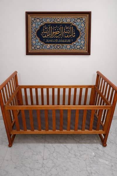 BABY COT IMPORTED ITALY MADE