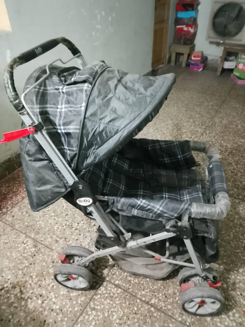 pram/strooler 3