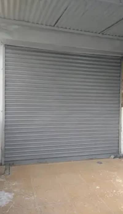 Shop Corner 200feet road facing 11/40 with attached bath