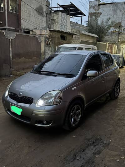 Toyota Vitz FL 1.0