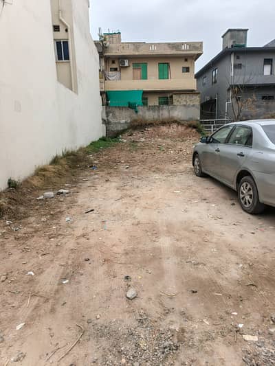 PWD 10 Marla Galli Corner PLOT