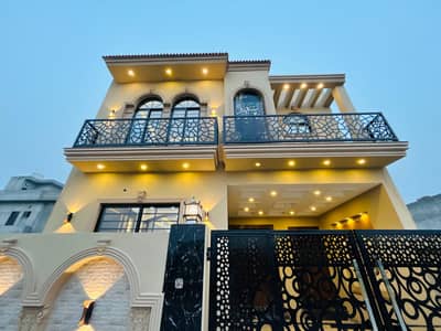 5 MARLA BRAND NEW HOUSE FOR SALE