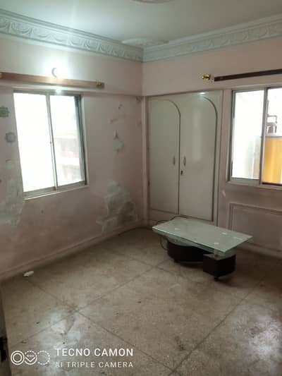 Sale flat 2 bed lounch Pak Avenue 2nd floor Lift johar mor