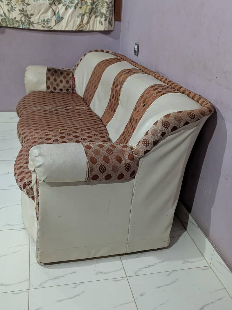 complete sofa set (2+1+1) 4
