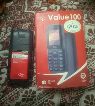 v 100 back ni hai tota b hai battery kharab 5 min chalte bus