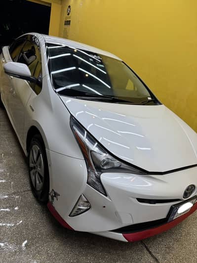 Toyota Prius S package