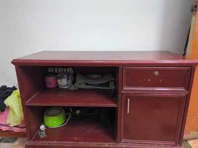 TV table used condition 9/10